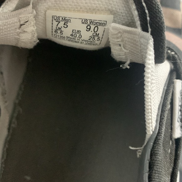 Vans Sneakers - Picture 6 of 6